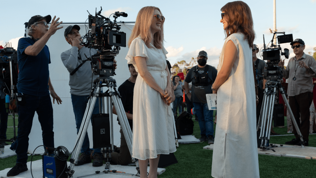 Director Todd Haynes (left), actors Julianne Moore and Natalie Portman filming "May December" (Netflix)